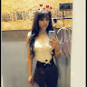 Meet your Posher, Leslie